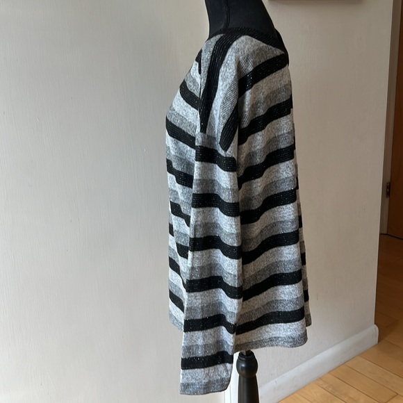 Tribal Scoop Neck V back Striped Black Gray Silver Soft Metallic Knit Sweater XL - Picture 5 of 8